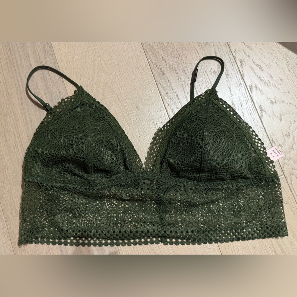 Victoria's Secret NWT Dark Green Lace Bra Sz M